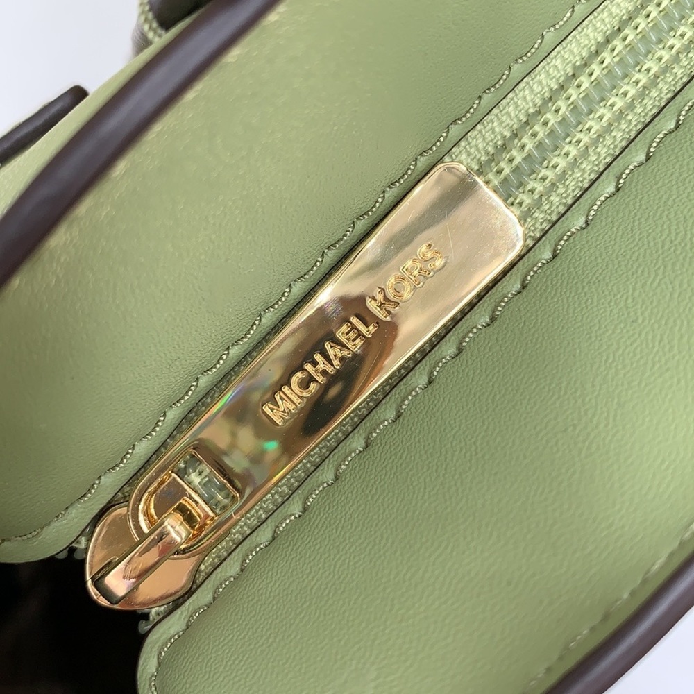 MICHAEL KORS CARMEN LARGE NORTH SOUTH TOTE LIGHT SAGE COLOR - Picture 13 of 15